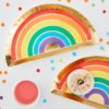 Ginger Ray -  RAINBOW & GOLD FOILED PAPER PARTY PLATES - OVER THE RAINBOW